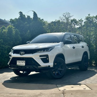 TOYOTA FORTUNER 2.8 TRD SPORTIVO (BLACKTOP) 4WD