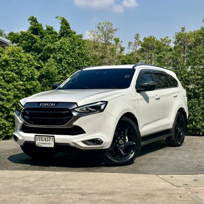 ISUZU MU-X 3.0 ULTIMATE 4WD ปี66
