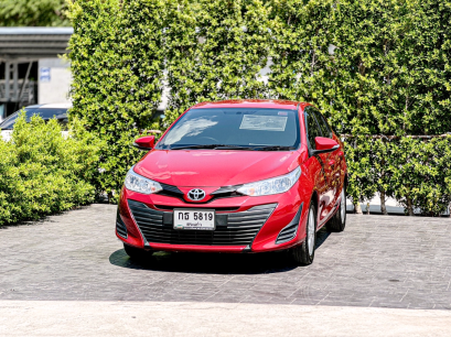 TOYOTA YARIS ATIV 1.2 E ปี62