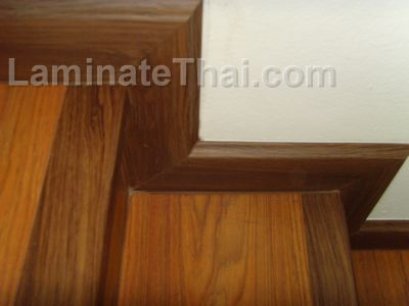 ติดตั้งพื้นและบันได ไม้ลามิเนต Robina Laminate T-12