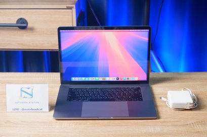 Apple MacBook Pro 15 (2018) COREi7 การ์ดจอแยกAMDRadeonPro555X(4GB) Ram16 SSD512 จอ15.4 IPS,TrueTone มีไฟใต้คีย์บอร์ด พร้อมฟังก์ชั่นTouch Bar เครื่องสภาพสวยพร้อมใช้งาน ขายเพียง 16,990 .-