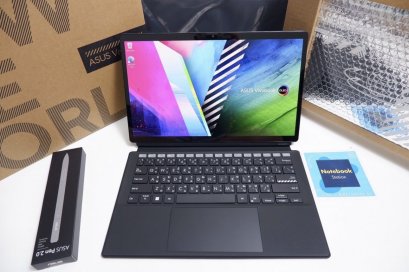 (ของใหม่) Asus Vivobook 13 Slate OLED ram8 ssd256 ทัสกรีนอุปกรณ์ครบในกล่องไม่เคยใช้งาน ประกันศูนย์ยาว2024