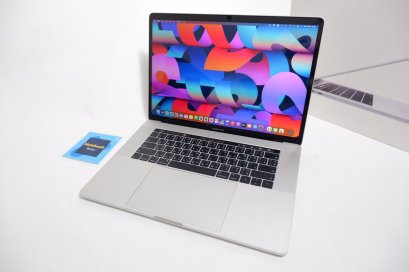 Macbook Pro i9 ram32 ssd4TB การ์ดจอ AMD Radeon Pro 560X สเปคตัวท๊อป อุปกรณ์ครบกล่อง