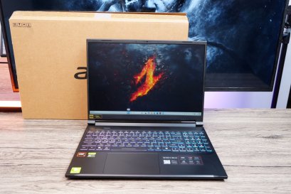 Acer Nitro V16S AI Ryzen7-260 RTX-5050(8GB) RAM16 512GB M.2 จอ16นิ้ว QHD+ 180Hz เกมมิ่งรุ่นใหม่ จอสวยสีตรง สเปคแรงจัดจ้าน ดีไซน์เครื่องสุดเท่ดูทันสมัย ครบกล่องมีประกันศูนย์ยาว2029 ราคาสุดคุ้มเพียง 33,990.-