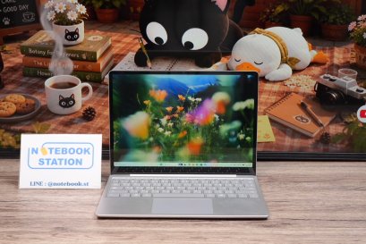 Microsoft Surface Laptop Go i5-1035G1 Ram4 64GB e.MMC จอ12.4นิ้ว จอทัชกรีน เครื่องเล็กกะทัดรัด พกพาได้สะดวก ขายถูกเพียง 8,999.- เท่านั้น