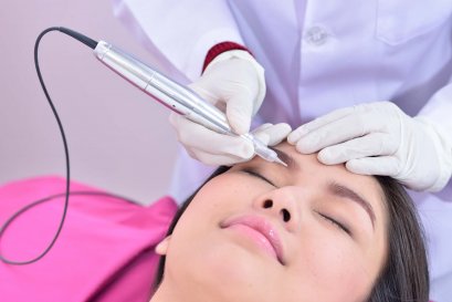 สักคิ้วสวยระบบ Micropigment จากเยอรมัน