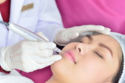 ริมฝีปากสวยระบบ Micropigment จากเยอรมัน