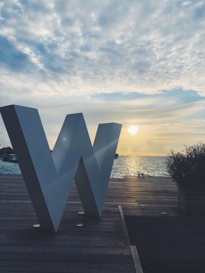 "ครั้งหนึ่งที่...W Maldives (เที่ยวมัลดีฟส์)"