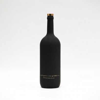 1.5L Matt Black Bottle Décor