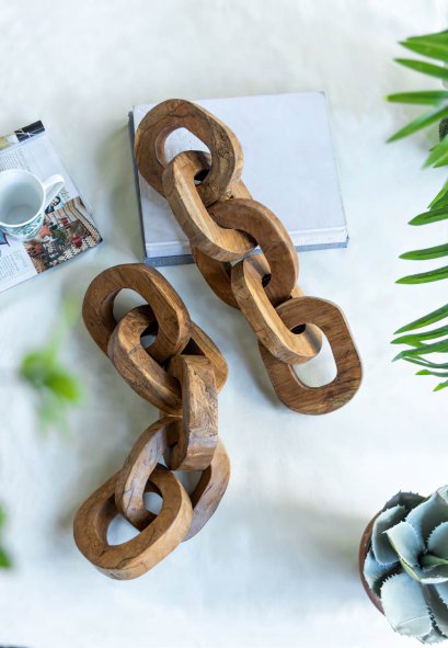 Teak Chain Décor