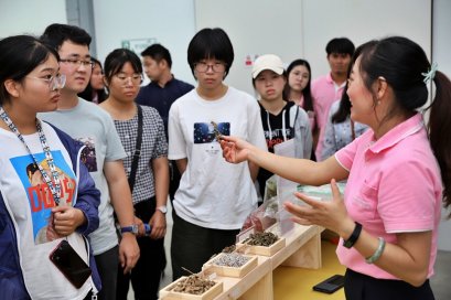 ต้อนรับคณะจากมหาวิทยาลัยการแพทย์แผนจีนเทียนจิน 