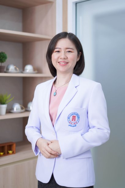 แพทย์จีน บุญยาพร พฤกษเศรษฐ (หมอจีน หยาง ลี่ จิง)  