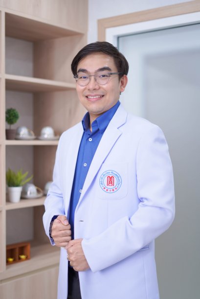 ดร.พจ.อาวุโส เยาวเกียรติ เยาวพันธุ์กุล (หมอจีน ชิว ลี่ ฟู่)