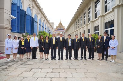 คลินิกการแพทย์แผนจีนหัวเฉียว ร่วมลงนามถวายพระพรชัยมงคล พระบาทสมเด็จพระเจ้าอยู่หัว เนื่องในโอกาสวันเฉลิมพระชนมพรรษา 28 กรกฎาคม 2568