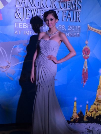 ชุดจิวเวลรี่ของ Lee Seng Jewelry(L.S.Jewelry Group) ในงานแถลงข่าว Bangkok Gems & Jewelry Fair 55th ณ.โรงแรมแชงกลีลา ห้องบอลลูม1 วันที่ 16 กุมภาพันธ์ 2015