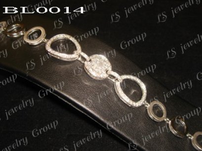 สร้อยข้อมือเพชร Perfect Heart & Arrow