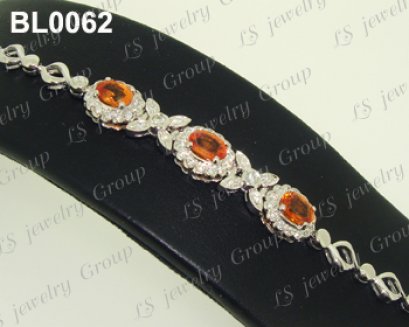 สร้อยข้อมือบุศราคัมจันทบุรีเจียระไนธรรมชาติ