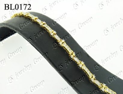 สร้อยข้อมือเพชร Heart & Arrow