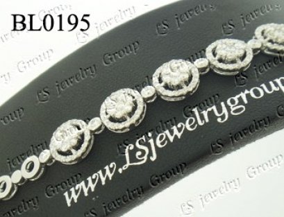 สร้อยข้อมือเพชร Heart & Arrow