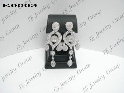 ต่างหูเพชร Heart & Arrow