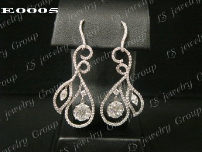 ต่างหูเพชร Heart & Arrow