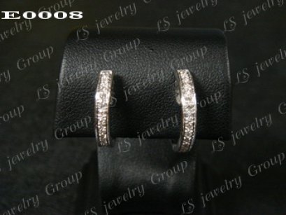 ต่างหูเพชร Heart & Arrow