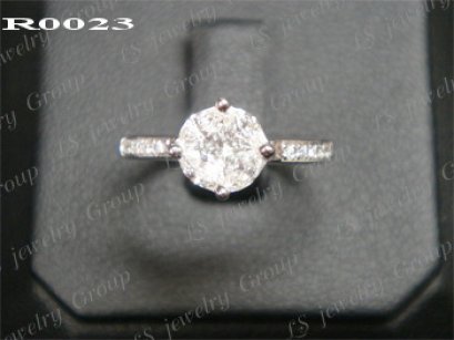 แหวนเพชรประกบเหลี่ยมพิเศษ (ไม่เห็นรอยต่อ)