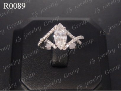 แหวนเพชร Marquise Shape