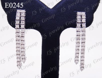 ต่างหูเพชร Heart & Arrow - รัชเชี่ยน