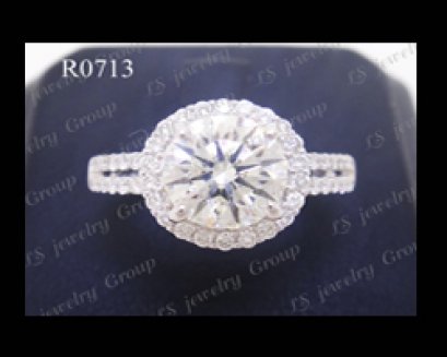 แหวนเพชรล้อม (Diamonds Ring) เพชร Heart&Arrow - Russian Cut