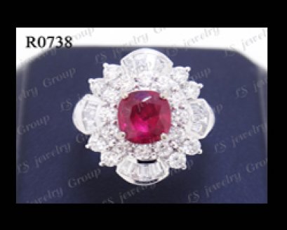 แหวนทับทิมสยามธรรมชาติเจียระไน (Certified Natural Siam Ruby Ring) ล้อมเพชร Heart&Arrow - Russian Cut