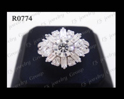 แหวนเพชรแฟนซี (Diamonds Ring) เพชร Heart & Arrow - Russian Cut