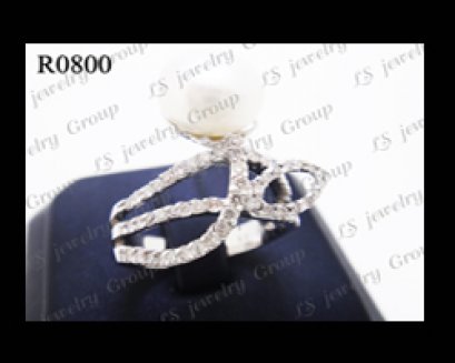 แหวนไข่มุกธรรมชาติแท้ (Natural Pearl Ring) ล้อมเพชร Heart&Arrow - Russian Cut