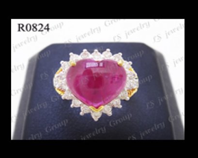 แหวนทับทิมพม่าธรรมชาติหลังเบี้ย (Natural Burmese Ruby Ring) ล้อมเพชร Heart&Arrow - Russian Cut