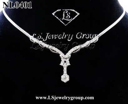 สร้อยคอเพชร ห้อยเพชรกระจุก  เพชรHeart &amp; Arrow – Russian Cut