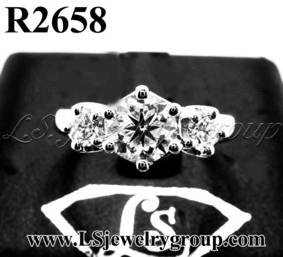 แหวนเพชรแท้ธรรมชาติ (Natural Diamonds) 1.20 Ct. มีใบ Cer E color (น้ำ 99%)/VVS