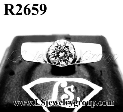 แหวนเพชรแท้ธรรมชาติ (Natural Diamonds) 0.58 Ct.
