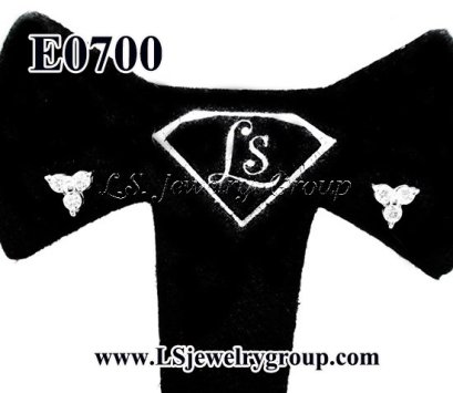 ต่างหูเพชรแท้ธรรมชาติ (Natural Diamonds) 0.35 Ct.