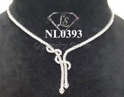 สร้อยคอเพชรห้อยเพชรรูปหัวใจ 4.50  Ct.