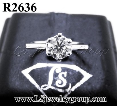 แหวนเพชรแท้ธรรมชาติ (Natural Diamonds) 0.70 Ct. มีใบ Cer E color (น้ำ 99%)/VVS