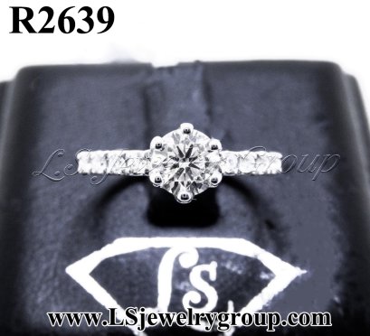 แหวนเพชรแท้ธรรมชาติ (Natural Diamonds) 0.72 Ct. มีใบ Cer E color (น้ำ 99%)/VVS