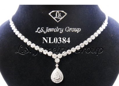 สร้อยคอเพชรห้อยเพชรหยดน้ำ 5.20 Ct. น้ำ99%