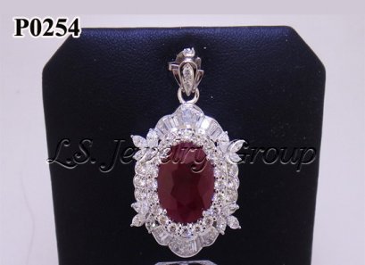 จี้ทับทิมสยามเจียระไนล้อมเพชร H&amp;A  7.59 Ct.