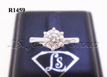 แหวนเพชรชู 0.72 Ct. เพชร H &amp; A