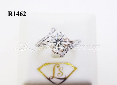 แหวนเพชรชู 1.58 Ct. ก้านไขว้สลับ เพชร H&amp;A