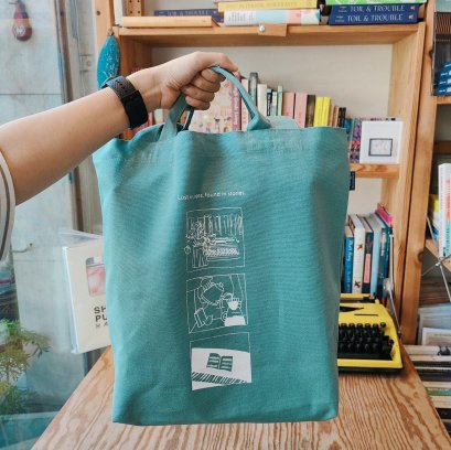 กระเป๋าผ้า Lost in pages, Duo-Strap / Fathom