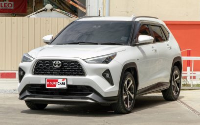 Toyota Yaris Cross 1.5 HEV Premium, 2024