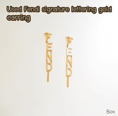 Fendi EARRING SIGNATURE LETTERS GOLD 2021