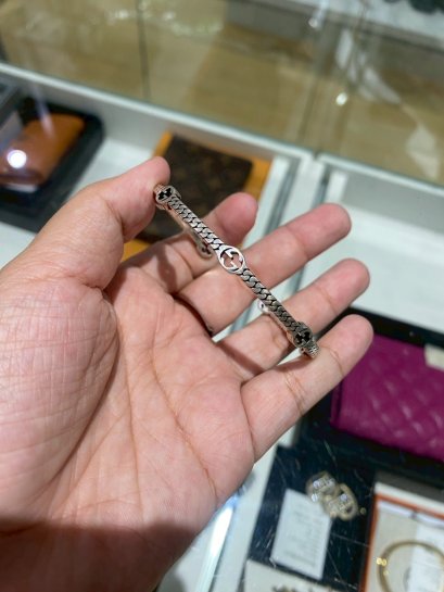 Gucci BRACELET GG SILVER SIZE18