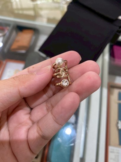 Chanel EAR CUFF CC LOGO 2022